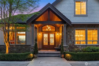 14131 67th Avenue W, Edmonds, WA 98026