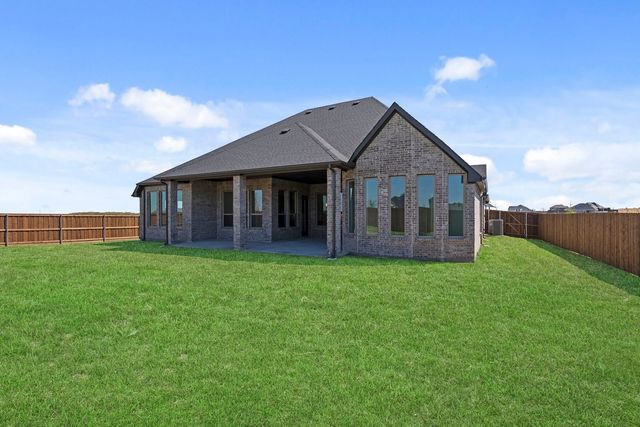 257 Wheatgrass Road, Waxahachie, TX 75165