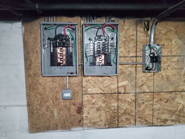 1 W 112TH Place, Chicago, IL 60628