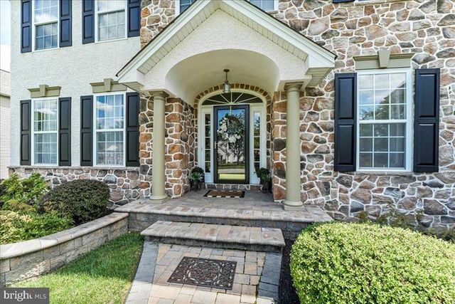 882 SHAVERTOWN RD, Garnet Valley, PA 19060