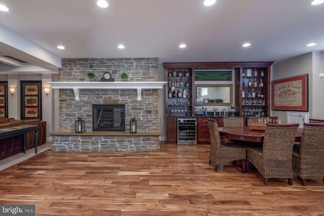 882 SHAVERTOWN RD, Garnet Valley, PA 19060