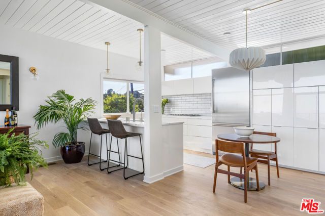 8656 Skyline Drive, Los Angeles, CA 90046