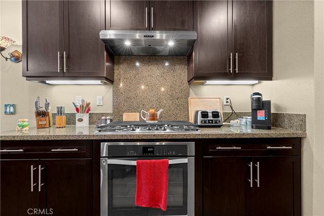 1385 Via La Presa, Hemet, CA 92545