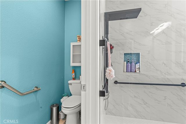 1385 Via La Presa, Hemet, CA 92545