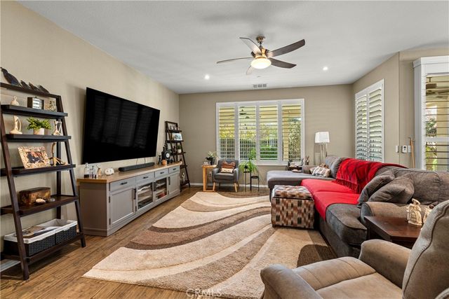 1385 Via La Presa, Hemet, CA 92545