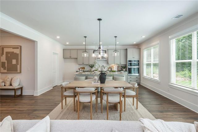 5552 Keswick Drive, Flowery Branch, GA 30542