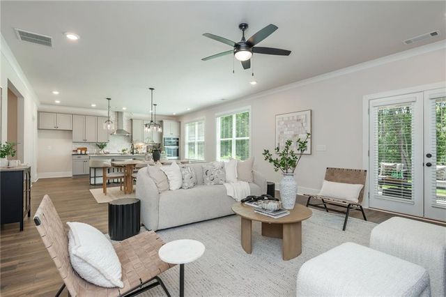 5552 Keswick Drive, Flowery Branch, GA 30542