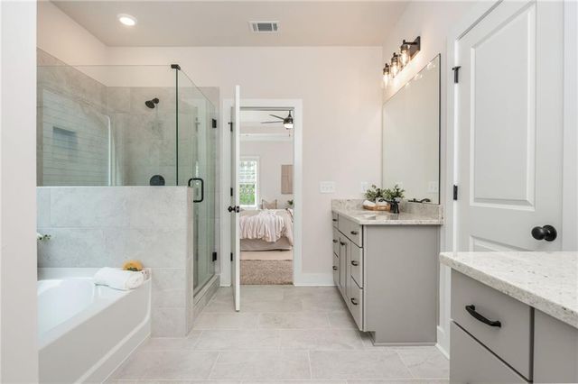 5552 Keswick Drive, Flowery Branch, GA 30542