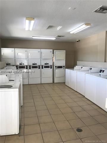 1800 Sans Souci Boulevard 408, North Miami, FL 33181