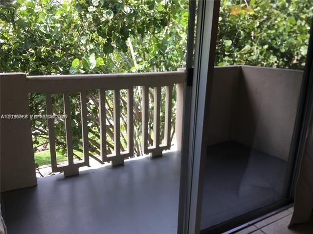 1800 Sans Souci Boulevard 408, North Miami, FL 33181