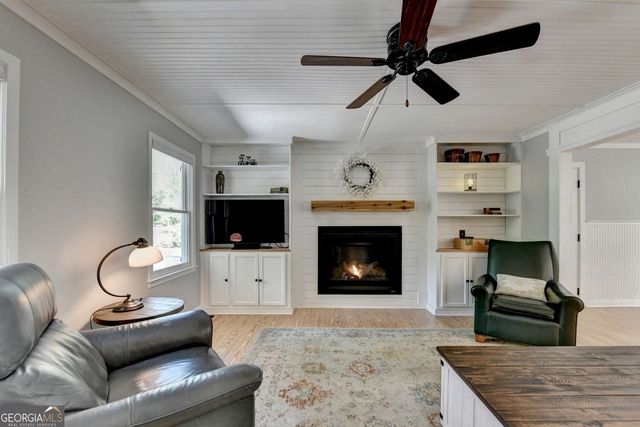 3795 Sinclair Shores Road, Cumming, GA 30041