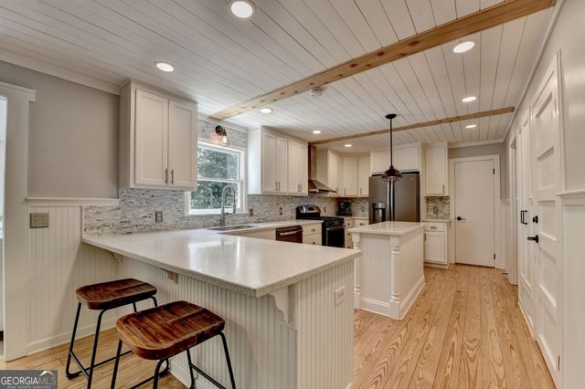3795 Sinclair Shores Road, Cumming, GA 30041
