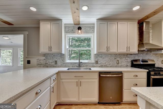 3795 Sinclair Shores Road, Cumming, GA 30041