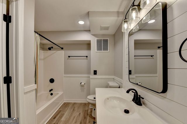 3795 Sinclair Shores Road, Cumming, GA 30041