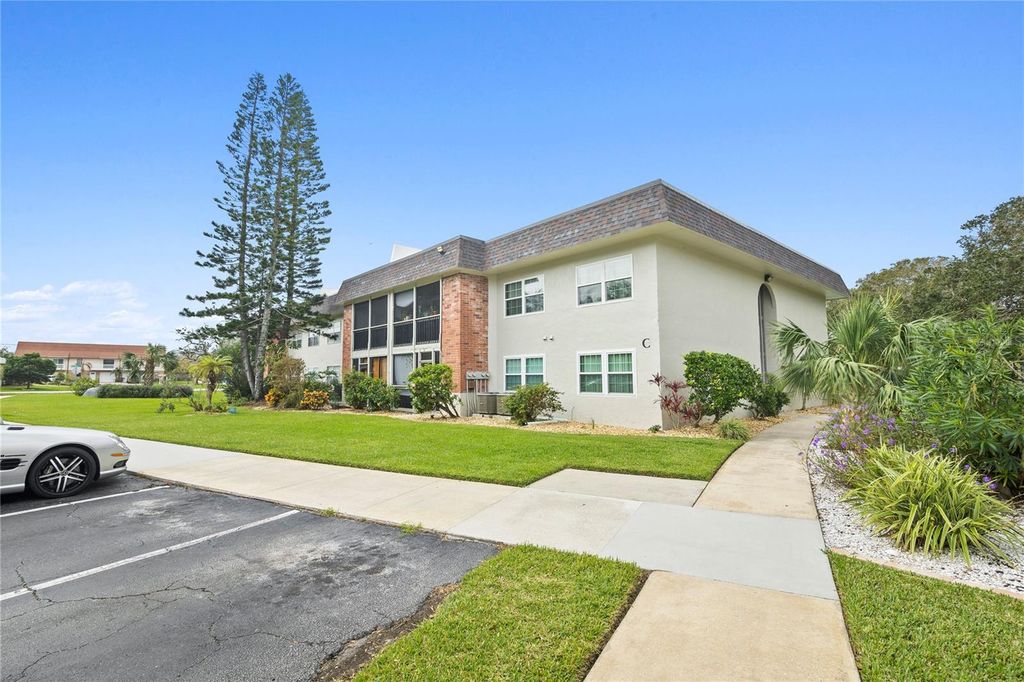 Image 19 of property listing at 3800 SAXON DRIVE C52, New Smyrna Beach, FL 32169