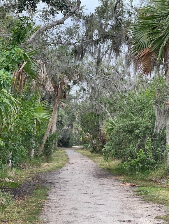 Image 22 of property listing at 3800 SAXON DRIVE C52, New Smyrna Beach, FL 32169