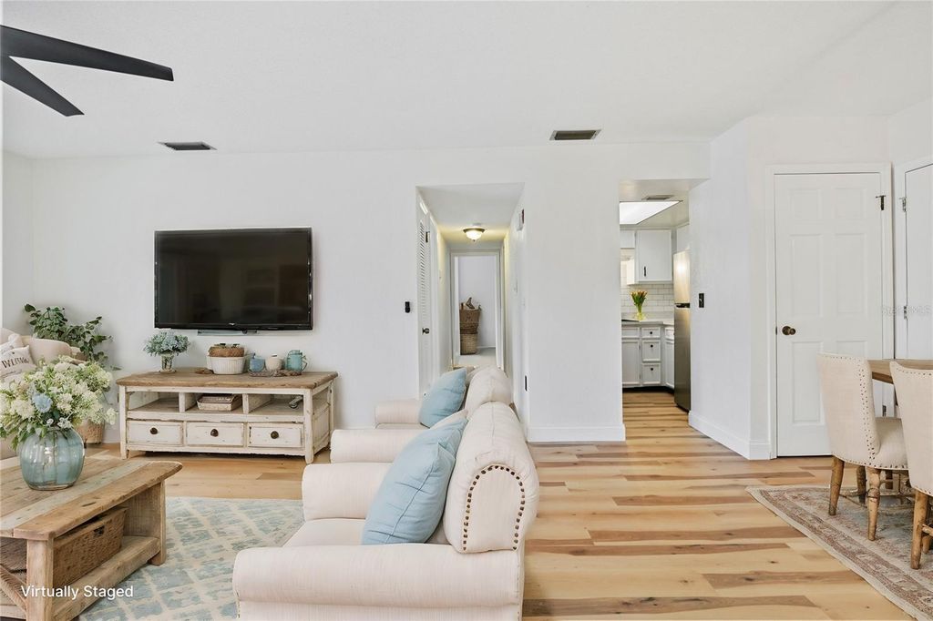 Image 4 of property listing at 3800 SAXON DRIVE C52, New Smyrna Beach, FL 32169