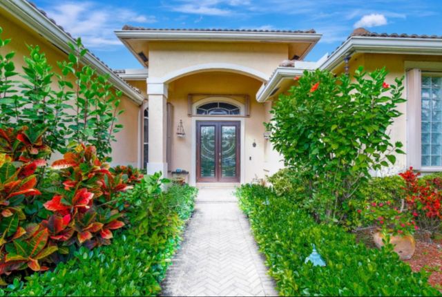 4070 Sanderling Lane, Weston, FL 33331