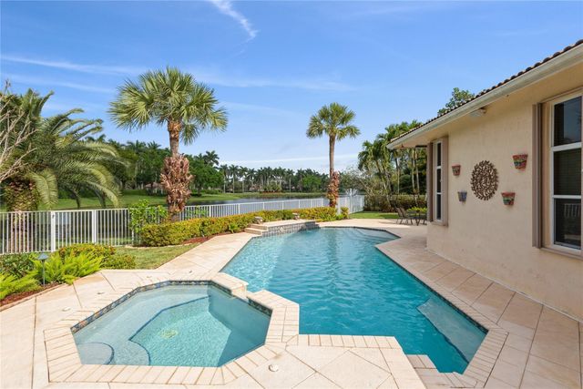 4070 Sanderling Lane, Weston, FL 33331