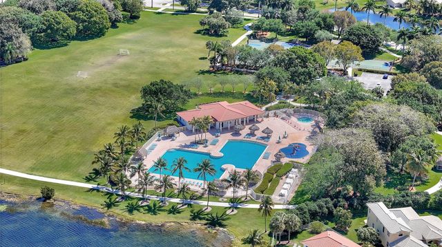 4070 Sanderling Lane, Weston, FL 33331