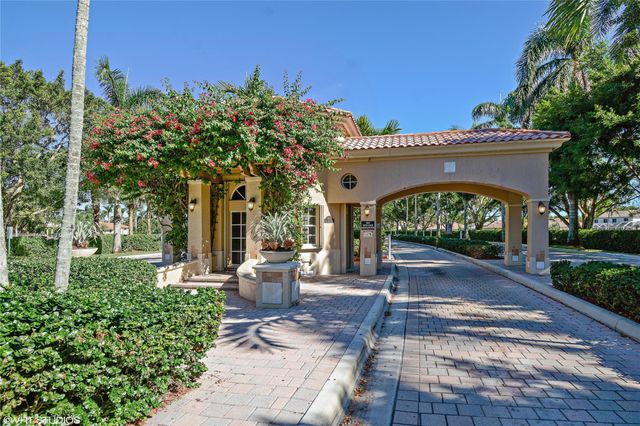 4070 Sanderling Lane, Weston, FL 33331