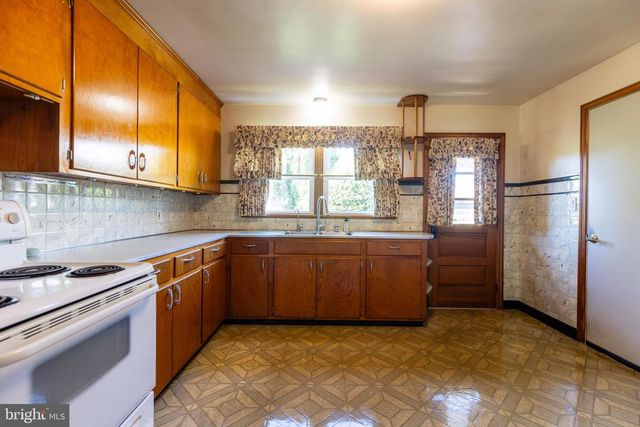 5 ORCHARD CIRCLE, Greencastle, PA 17225