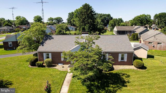 5 ORCHARD CIRCLE, Greencastle, PA 17225