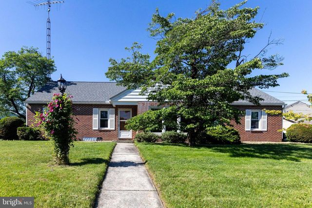 5 ORCHARD CIRCLE, Greencastle, PA 17225