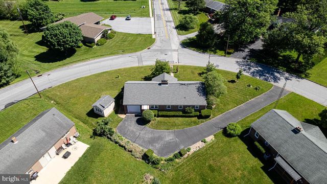 5 ORCHARD CIRCLE, Greencastle, PA 17225