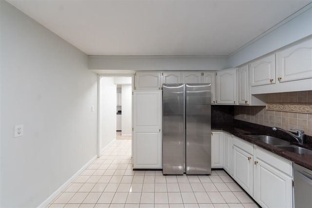 46105 W Seven Mile Road, Northville, MI 48167