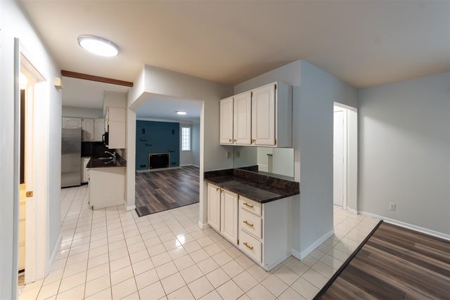 46105 W Seven Mile Road, Northville, MI 48167