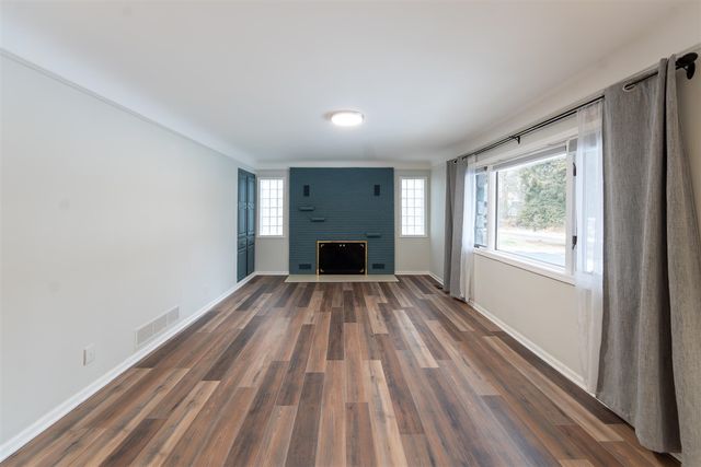 46105 W Seven Mile Road, Northville, MI 48167