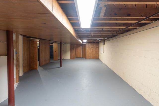 46105 W Seven Mile Road, Northville, MI 48167