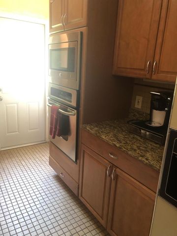 2212 SE 4th Avenue, Fort Lauderdale, FL 33316