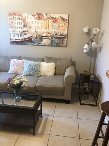 2212 SE 4th Avenue, Fort Lauderdale, FL 33316