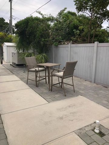 2212 SE 4th Avenue, Fort Lauderdale, FL 33316