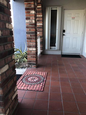 2212 SE 4th Avenue, Fort Lauderdale, FL 33316