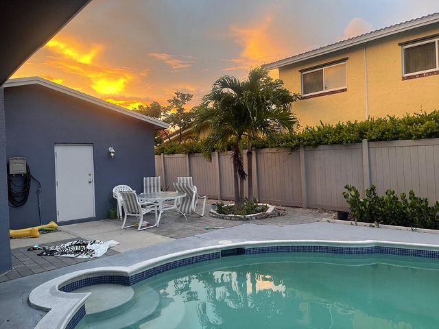 2212 SE 4th Avenue, Fort Lauderdale, FL 33316