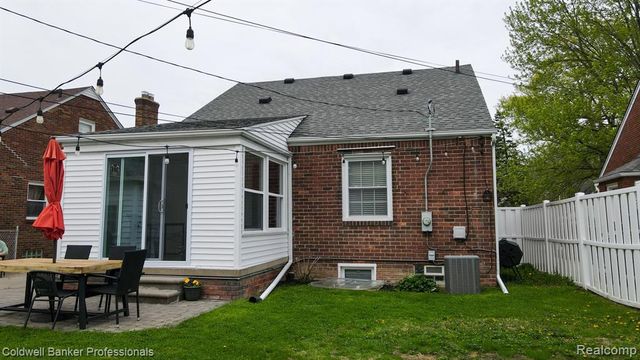 1797 Allard Avenue, Grosse Pointe, MI 48236