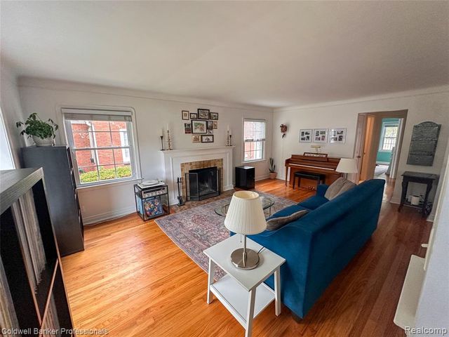 1797 Allard Avenue, Grosse Pointe, MI 48236