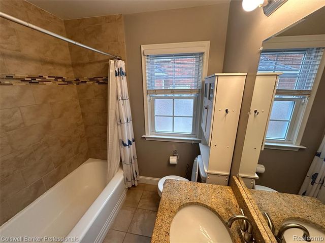 1797 Allard Avenue, Grosse Pointe, MI 48236