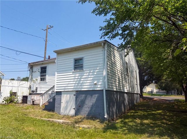 920 Elm Street, Burlington, NC 27217