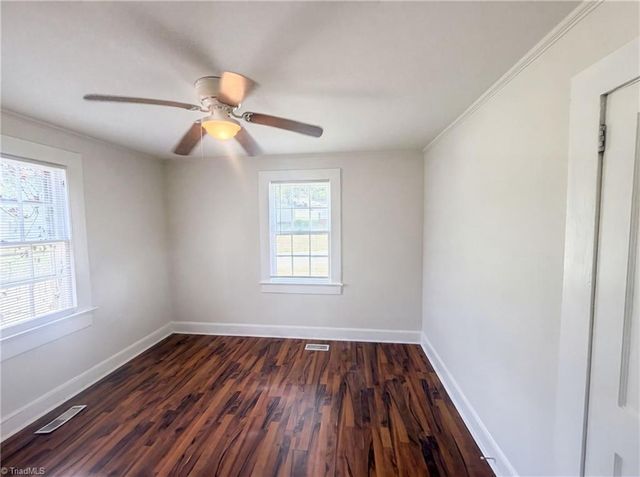 920 Elm Street, Burlington, NC 27217