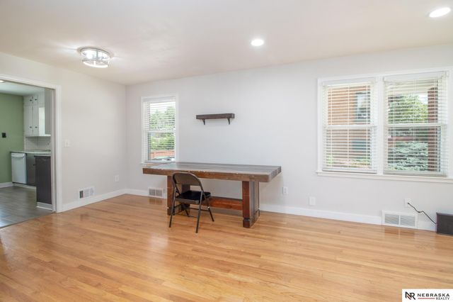 2510 N 51 Street, Omaha, NE 68104