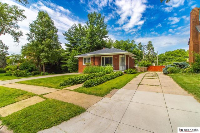 2510 N 51 Street, Omaha, NE 68104