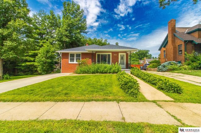 2510 N 51 Street, Omaha, NE 68104