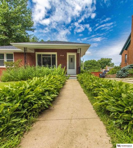 2510 N 51 Street, Omaha, NE 68104
