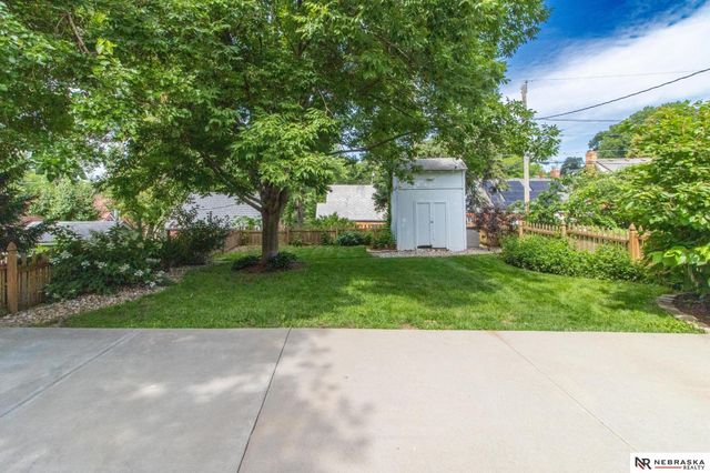 2510 N 51 Street, Omaha, NE 68104