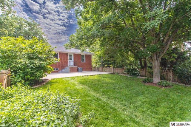 2510 N 51 Street, Omaha, NE 68104