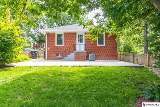 2510 N 51 Street, Omaha, NE 68104
